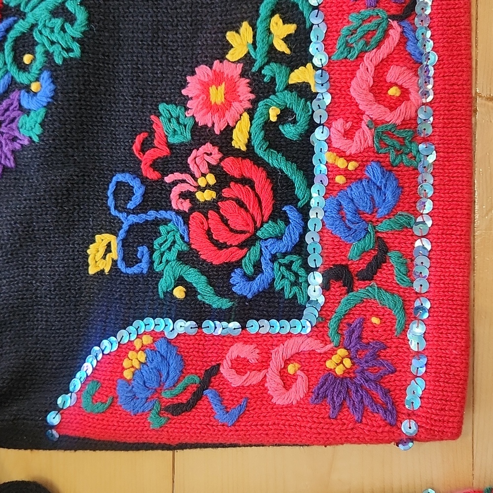 Vintage 90s Embroidered Floral Sweater Retro Black Knit Pullover M - Picture 10 of 14